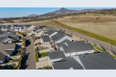 1130 Stanford Avenue, Medford, OR 97504 - Photo 39