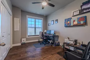 1130 Stanford Ave, Medford, OR 97504 - Photo 17