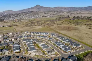 1130 Stanford Ave, Medford, OR 97504 - Photo 29