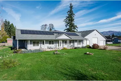 1273 SE 4th Avenue, Mill City, OR 97360 - Photo 3