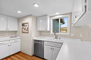 185 E Nevada St, Ashland, OR 97520 - Photo 13