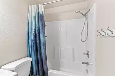 185 E Nevada Street, Ashland, OR 97520 - Photo 23