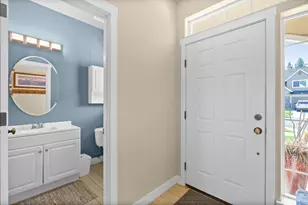 19788 Chicory Ave, Bend, OR 97702 - Photo 11