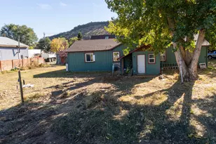 1627 SE Lynn Blvd, Prineville, OR 97754 - Photo 33