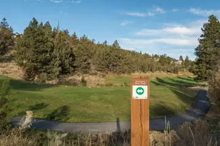 2984 NW Hidden Rdg Dr, Bend, OR 97703 - Photo 57