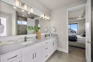 2984 NW Hidden Rdg Dr, Bend, OR 97703 - Photo 21