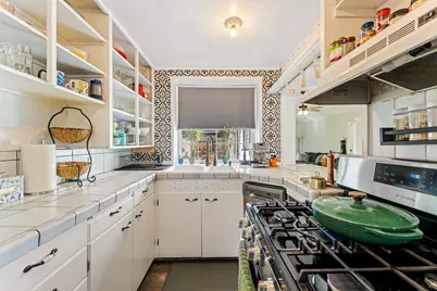 1288 S Columbus Avenue, Medford, OR 97501 - Photo 9