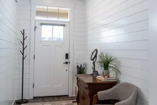 1007 NE Hudspeth Cir, Prineville, OR 97754 - Photo 3