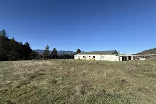 1065 Panther Gulch Rd, Williams, OR 97544 - Photo 3