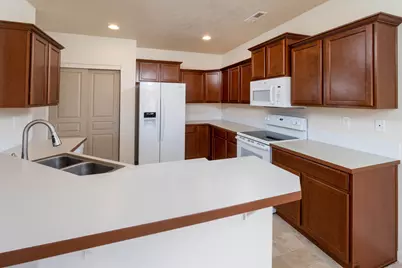 3667 SW Pumice Stone Avenue, Redmond, OR 97756 - Photo 7