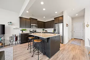 20539 SE Cameron Ave, Bend, OR 97702 - Photo 9