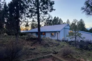 19850 Rocking Horse Rd, Bend, OR 97702 - Photo 5