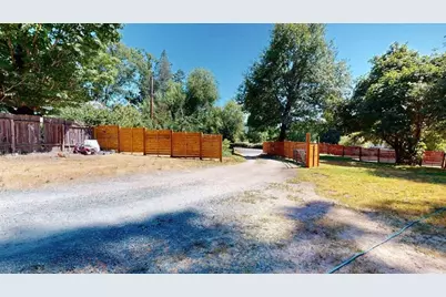 2526 Upper River Road, Grants Pass, OR 97526 - Photo 31