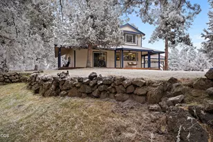 20275 Rogers Rd, Bend, OR 97703 - Photo 3