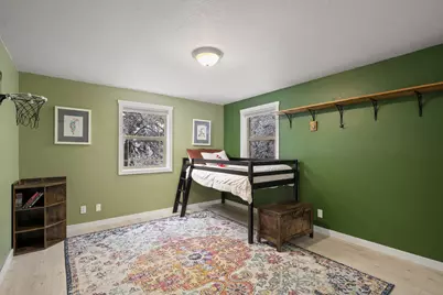 20275 Rogers Road, Bend, OR 97703 - Photo 23