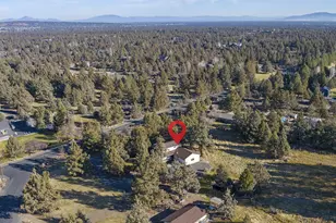 20275 Rogers Rd, Bend, OR 97703 - Photo 33