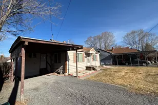 4405 Peck Dr, Klamath Falls, OR 97603 - Photo 3