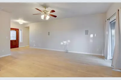 3340 Henderson Way, Medford, OR 97504 - Photo 15