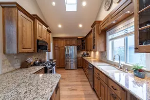 2139 Osprey Dr, Redmond, OR 97756 - Photo 9