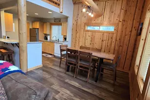 8861 Cliff Swallow Dr, Redmond, OR 97756 - Photo 7