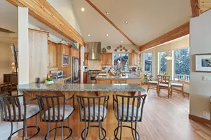 1600 NW Overlook Dr, Bend, OR 97703 - Photo 31