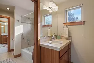 1600 NW Overlook Dr, Bend, OR 97703 - Photo 57