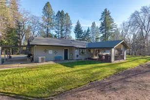 2164 Russell Rd, Merlin, OR 97532 - Photo 27