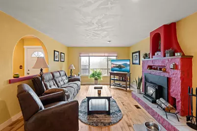 450 Crestview Loop, Grants Pass, OR 97527 - Photo 5