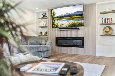 2010 SW Reindeer Avenue, Redmond, OR 97756 - Photo 15