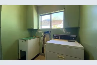 333 W Park Street, Grants Pass, OR 97527 - Photo 19