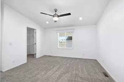 [Address not provided], Phoenix, OR 97535 - Photo 19