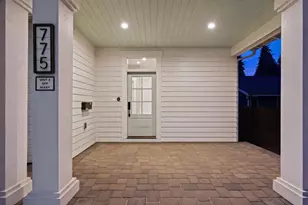 775 NE Franklin Ave, Bend, OR 97701 - Photo 3