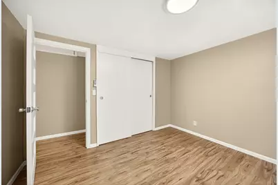 620 Berrydale Avenue, Medford, OR 97501 - Photo 13