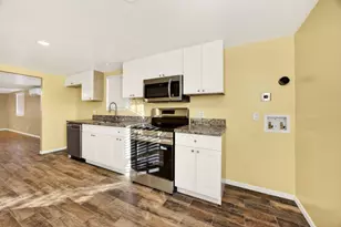 620 Berrydale Ave, Medford, OR 97501 - Photo 3