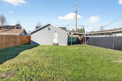 620 Berrydale Avenue, Medford, OR 97501 - Photo 21