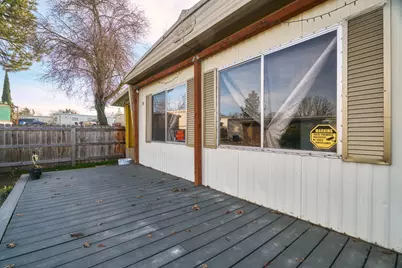 421 Stevens Road #14, Eagle Point, OR 97524 - Photo 21