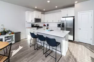 20513 SE Byron Ave, Bend, OR 97702 - Photo 7