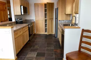 4631 Marsh Hawk Dr, Klamath Falls, OR 97601 - Photo 5