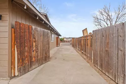 3169 SW Reindeer Court, Redmond, OR 97756 - Photo 23