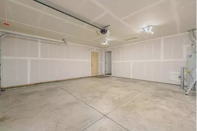 3256 NW 10th Street, Redmond, OR 97756 - Photo 27