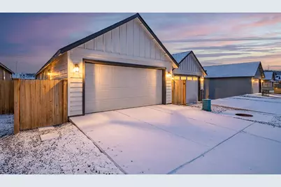 3256 NW 10th Street, Redmond, OR 97756 - Photo 7