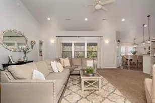 3617 Cedar Links Dr, Medford, OR 97504 - Photo 3