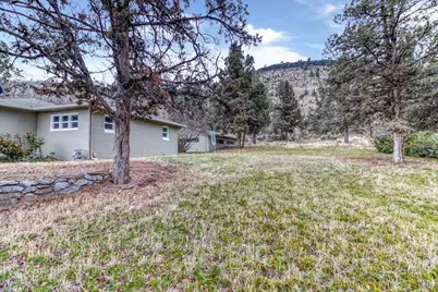 954 SW Crestview Road, Prineville, OR 97754 - Photo 3