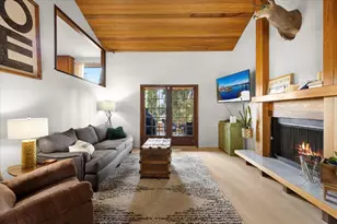 956 NE Beacon Dr, Grants Pass, OR 97526 - Photo 9