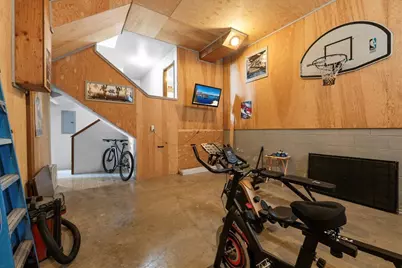 956 NE Beacon Drive, Grants Pass, OR 97526 - Photo 35