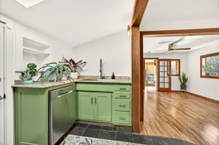 119 Madison St, Talent, OR 97540 - Photo 17