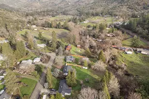 1514 Burbridge Dr, Rogue River, OR 97537 - Photo 43