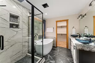 700 Rancho Vista Dr, Grants Pass, OR 97526 - Photo 27