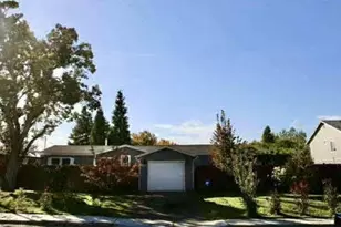 216 Jeanette Ave, Medford, OR 97501 - Photo 19