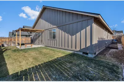 473 NW 30th Street, Redmond, OR 97756 - Photo 23